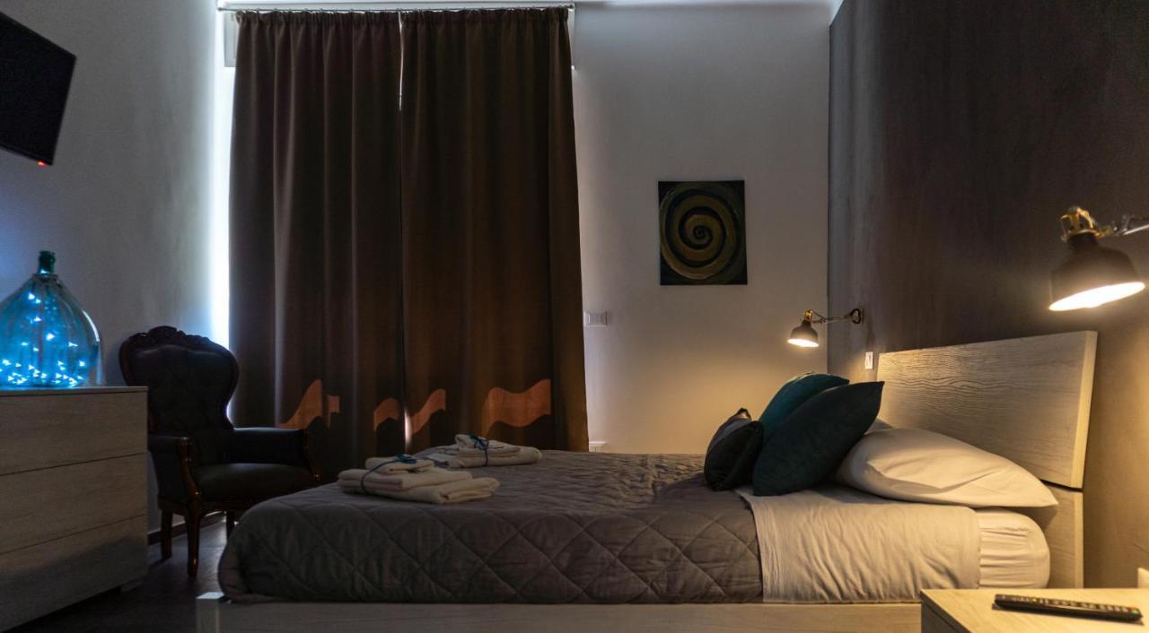 4 Balconi Rooms-Elements B&B Lecce Exterior photo